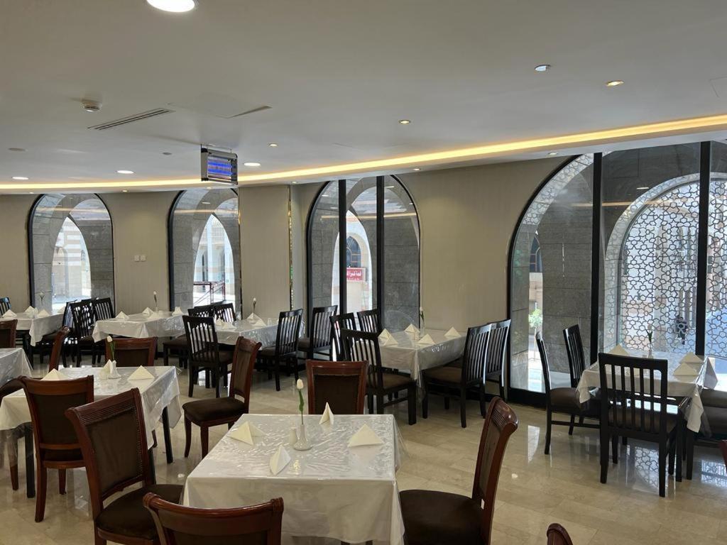 فندق Al Ansar Golden Tulip المدينة المنورة المظهر الخارجي الصورة