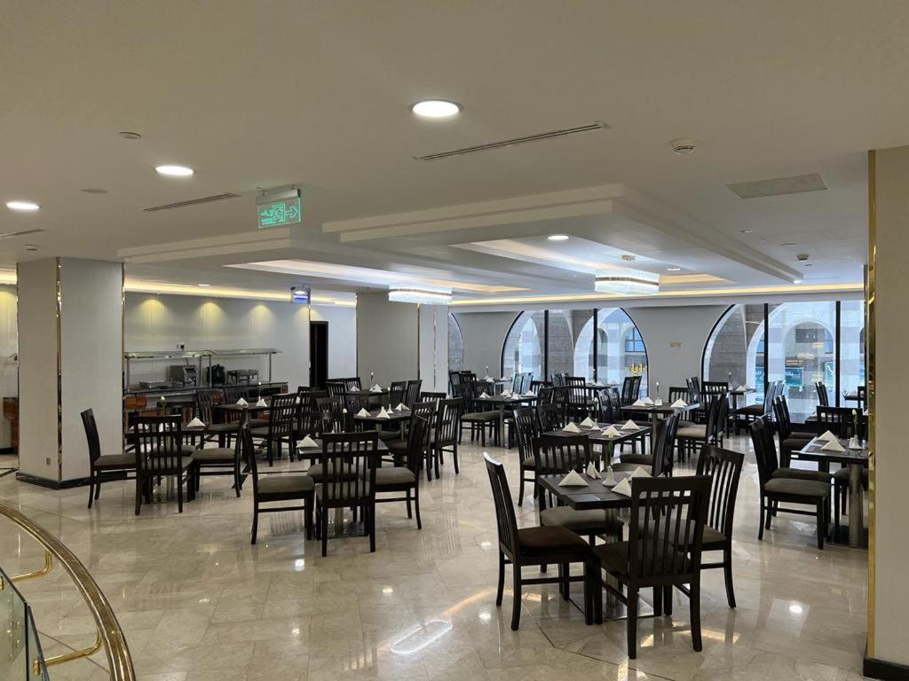فندق Al Ansar Golden Tulip المدينة المنورة المظهر الخارجي الصورة