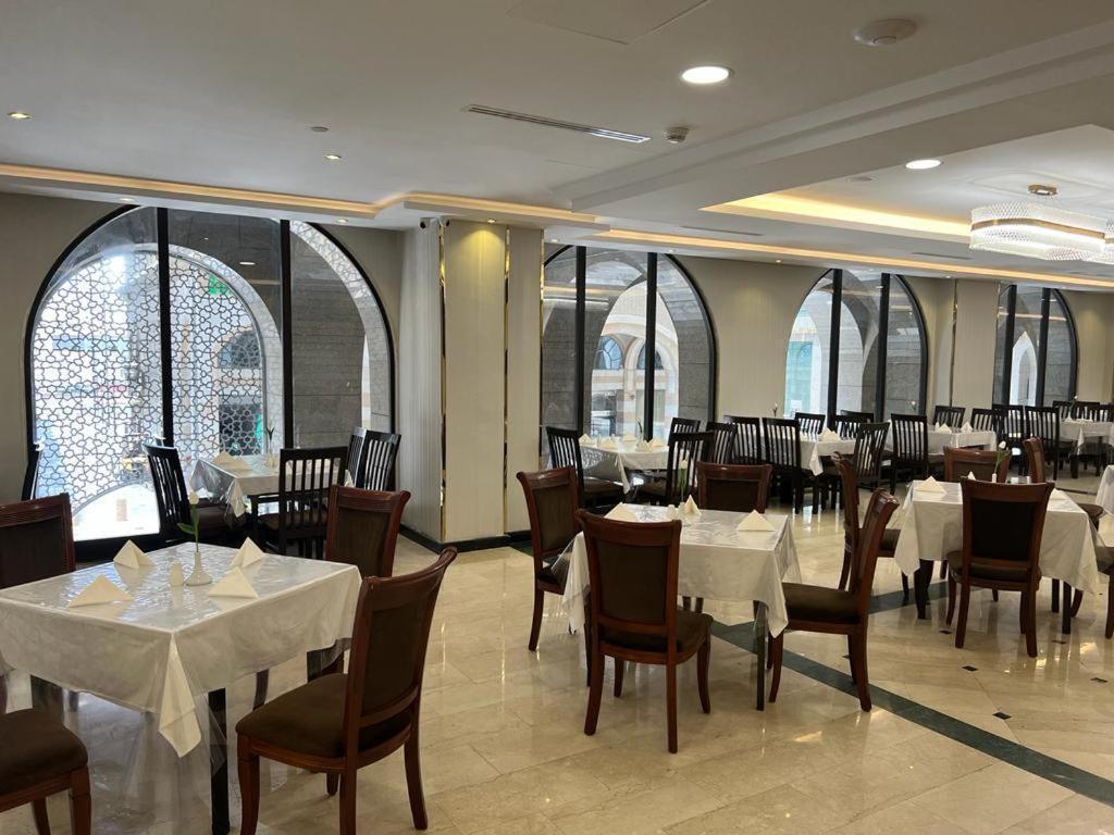 فندق Al Ansar Golden Tulip المدينة المنورة المظهر الخارجي الصورة