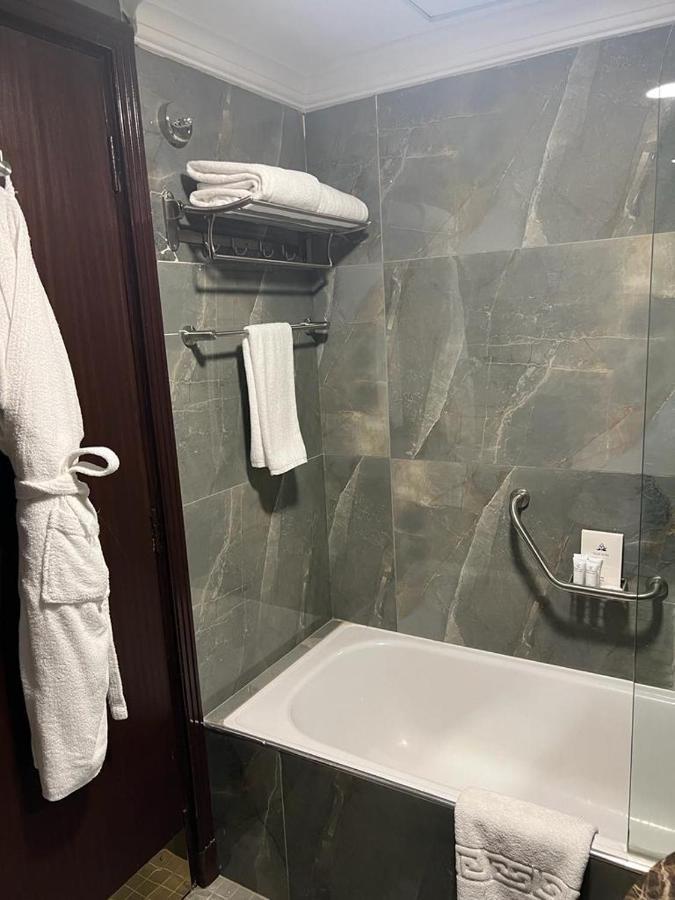 فندق Al Ansar Golden Tulip المدينة المنورة المظهر الخارجي الصورة
